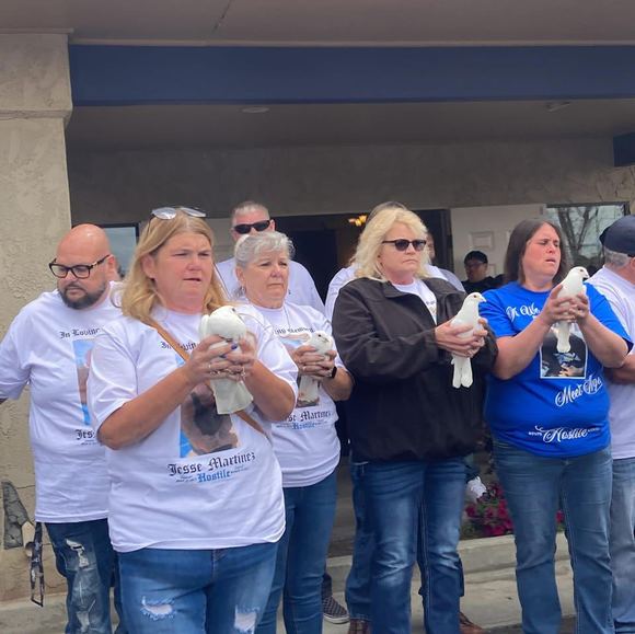 Meet your Posher, Cynthia - Picture 1 of 1